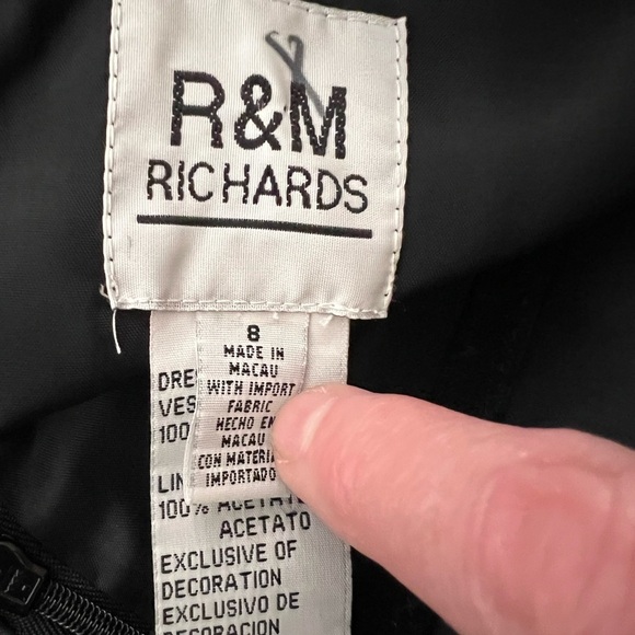 R&M Richards Beaded Black Gown Dress 8 - Picture 5 of 6